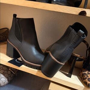 Naturalizer Black Ankle Booties